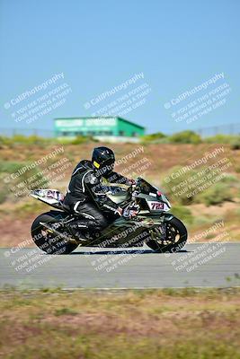 media/Apr-21-2024-TrackXperience (Sun) [[1a8d4e68db]]/Level 2/Session 1 (Turn 2)/